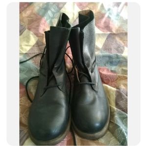 Lucky Brand Women's Size 9M Black Leather High Ankle Chukka Boots Booties